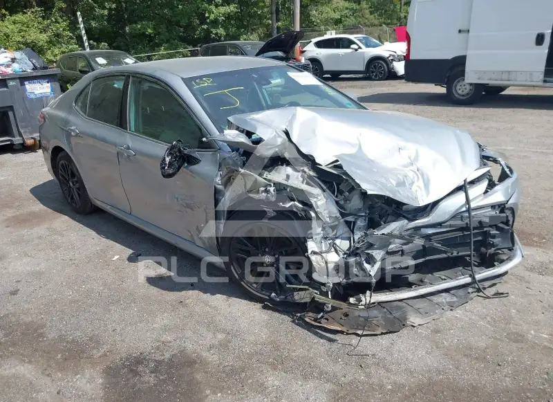 2020 Toyota CAMRY фото