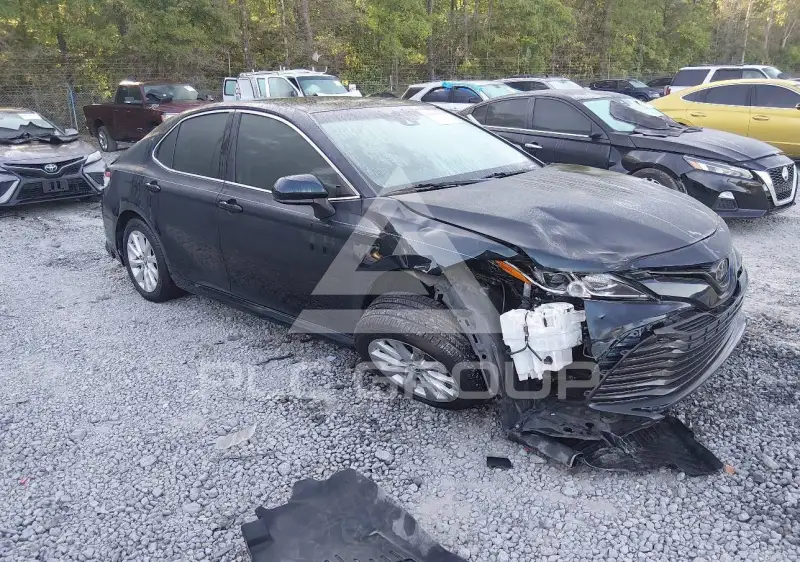 2020 Toyota CAMRY фото