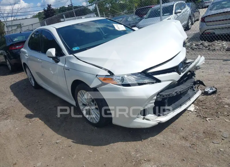 2020 Toyota CAMRY photo