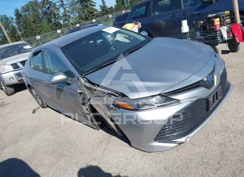 2020 Toyota CAMRY фото