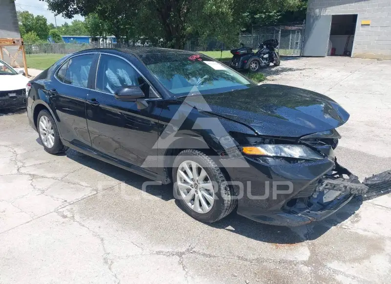2020 Toyota CAMRY фото