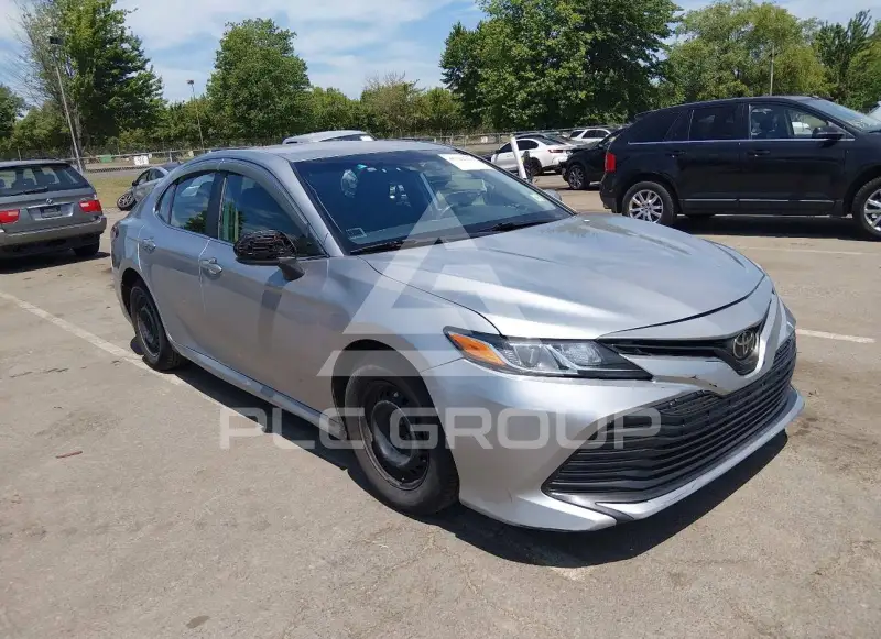 2020 Toyota CAMRY фото