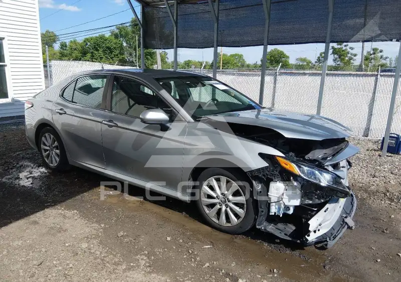 2020 Toyota CAMRY фото