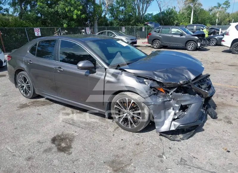 2020 Toyota CAMRY фото