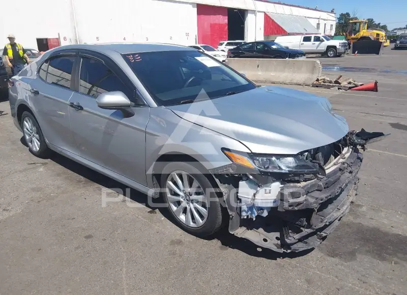 2020 Toyota CAMRY photo