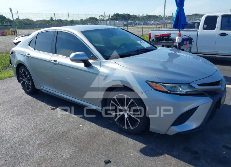 2020 Toyota CAMRY фото
