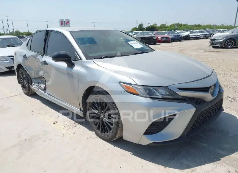2020 Toyota CAMRY фото