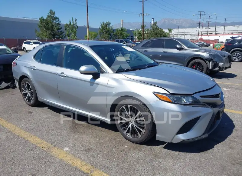 2020 Toyota CAMRY photo