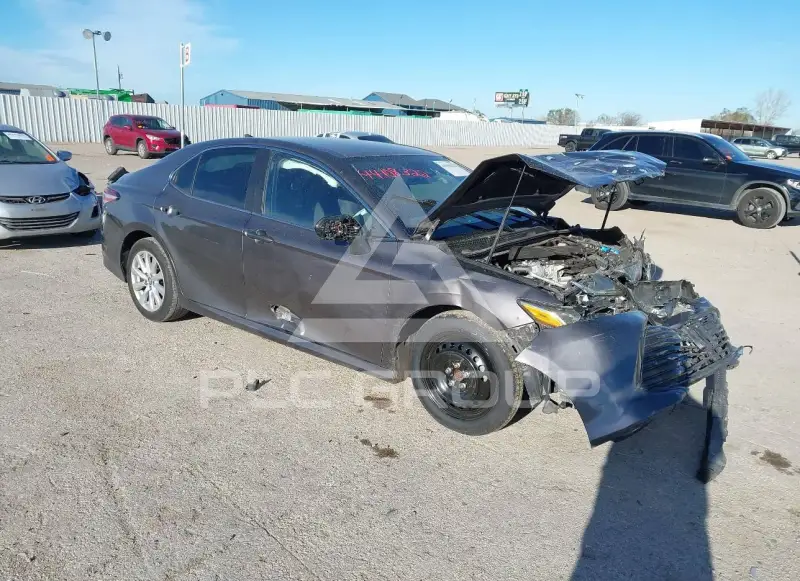2020 Toyota CAMRY фото