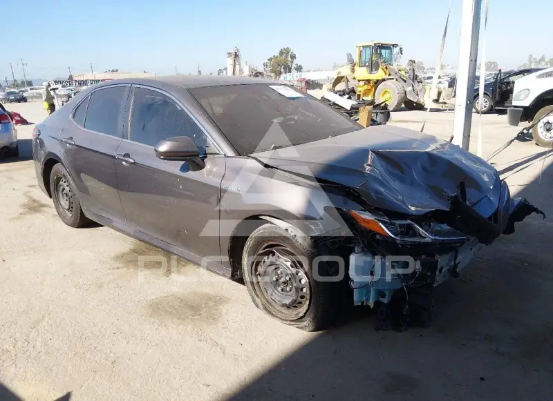 2020 Toyota CAMRY фото