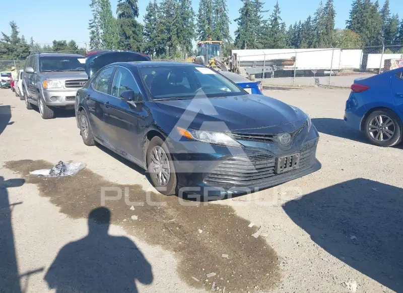 2020 Toyota CAMRY photo