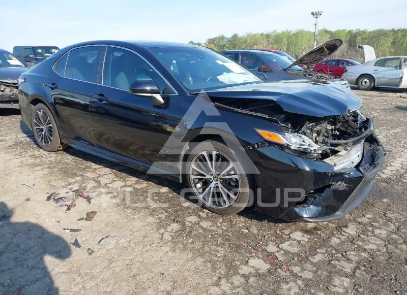 2020 Toyota CAMRY фото