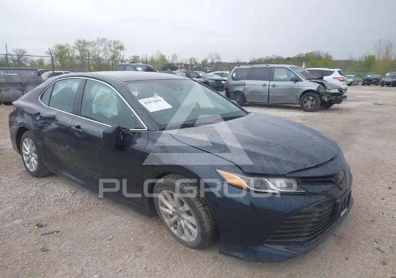 2020 Toyota CAMRY фото