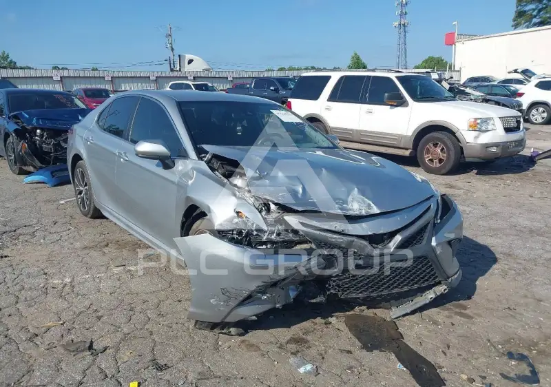 2020 Toyota CAMRY фото