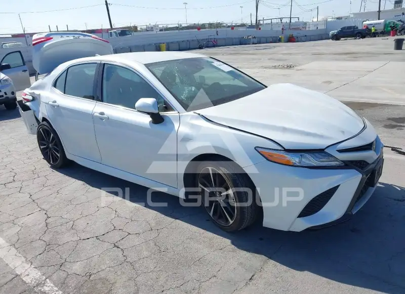 2020 Toyota CAMRY фото