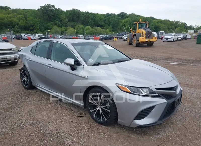 2020 Toyota CAMRY фото