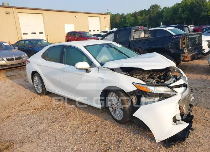 2020 Toyota CAMRY фото