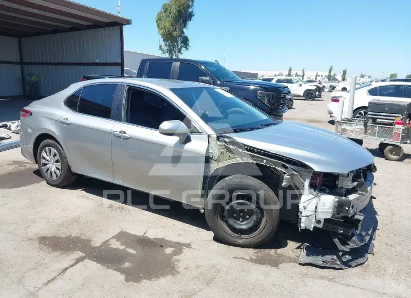 2020 Toyota CAMRY photo