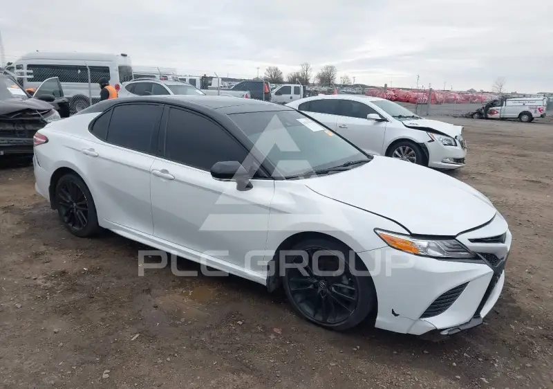 2020 Toyota CAMRY фото