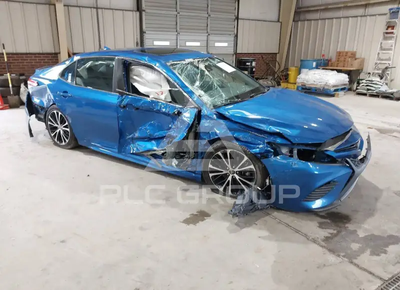 2020 Toyota CAMRY фото