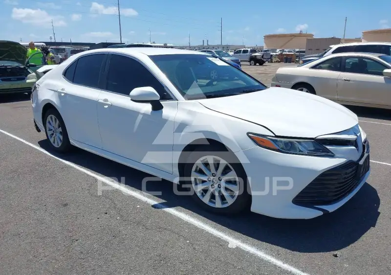 2020 Toyota CAMRY photo