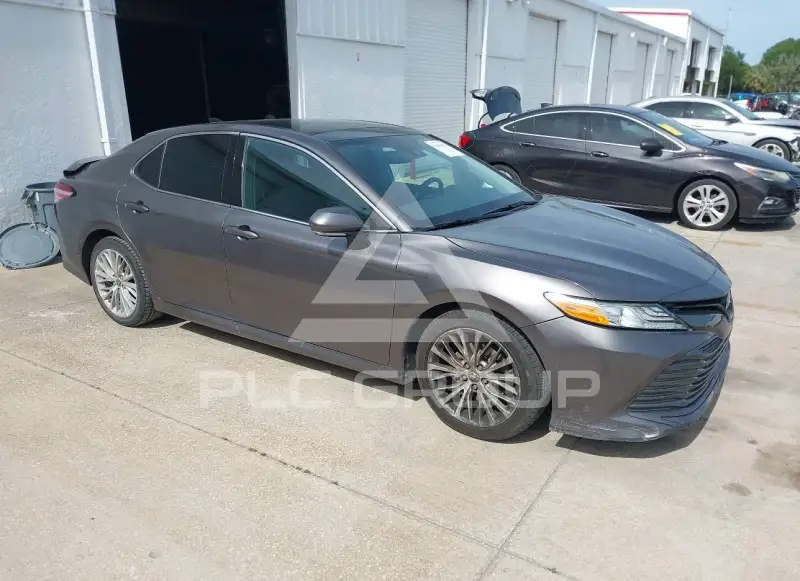 2020 Toyota CAMRY фото