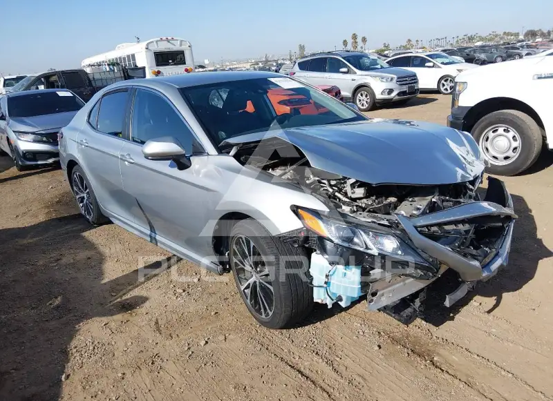 2020 Toyota CAMRY photo