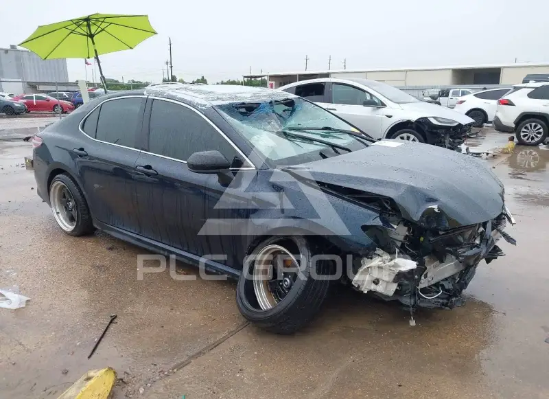 2020 Toyota CAMRY фото