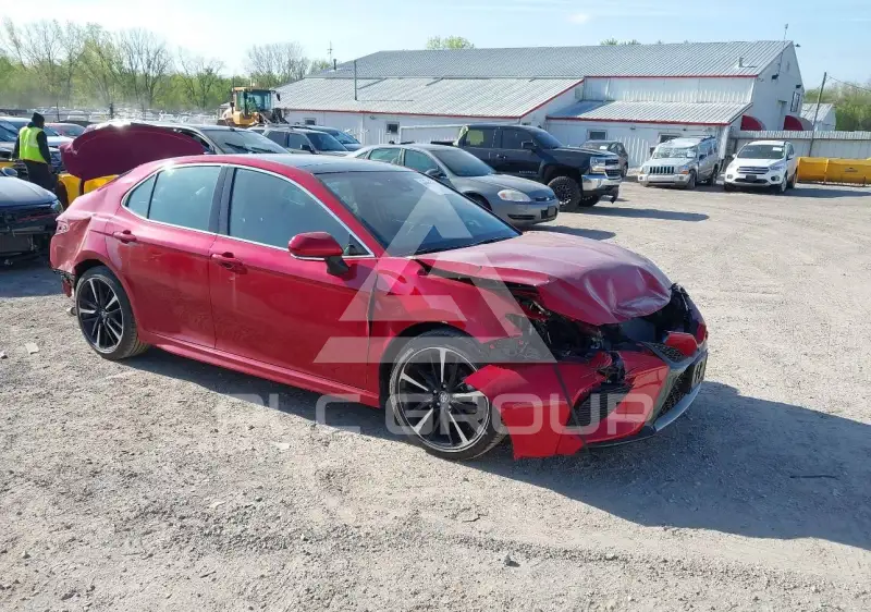 2020 Toyota CAMRY фото