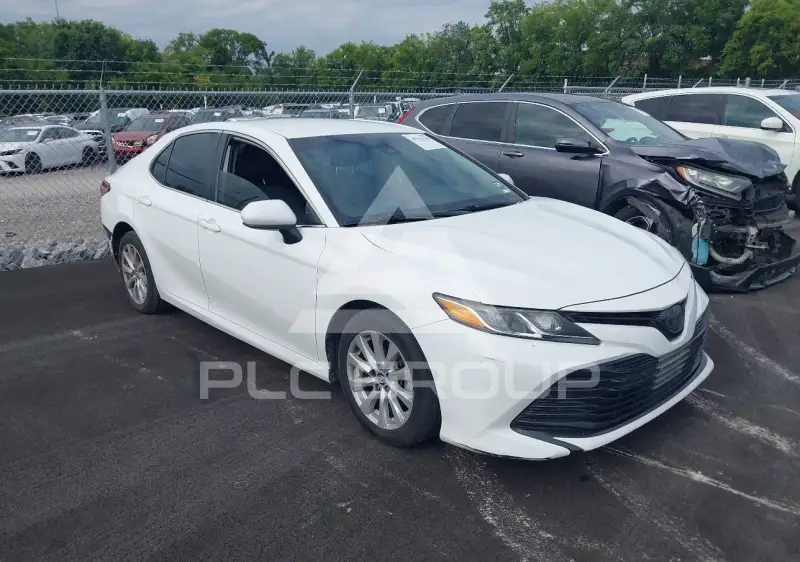 2020 Toyota CAMRY фото