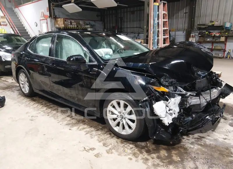 2020 Toyota CAMRY фото