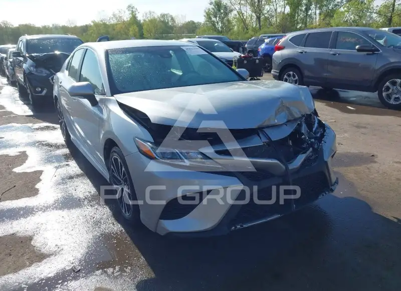 2020 Toyota CAMRY фото