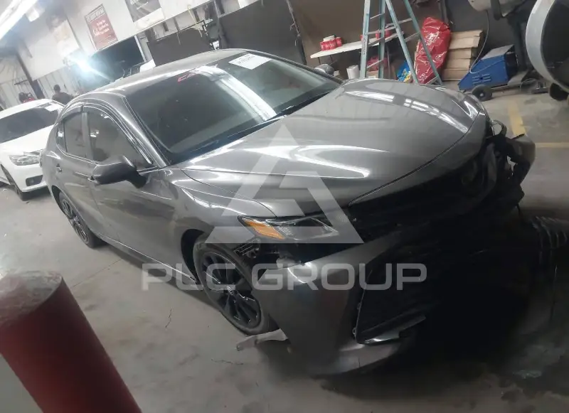 2020 Toyota CAMRY фото