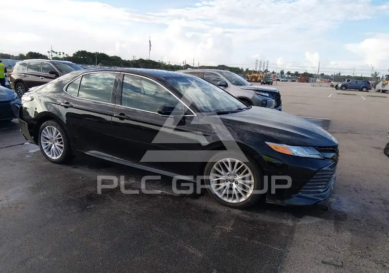 2020 Toyota CAMRY фото