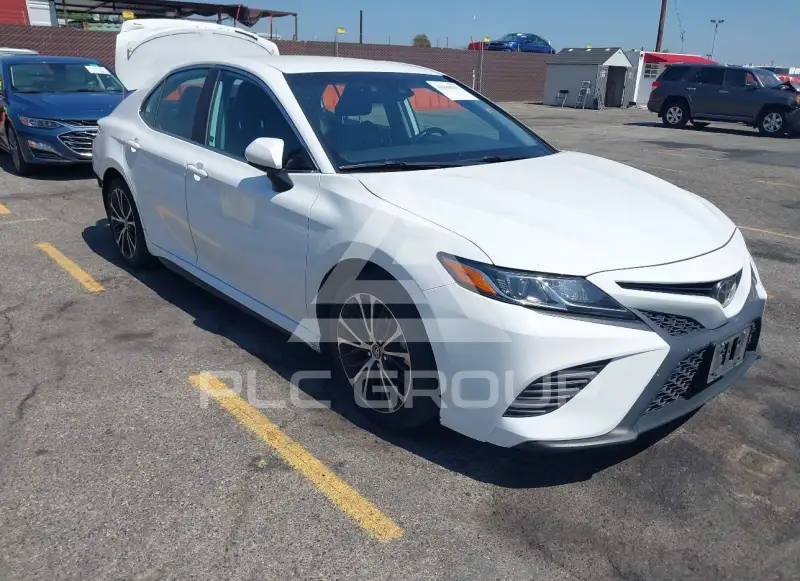 2020 Toyota CAMRY фото
