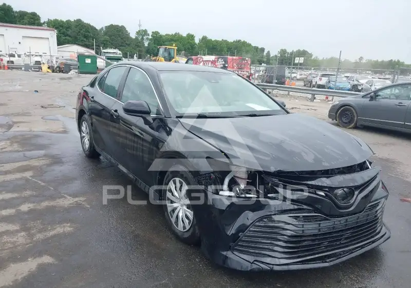2020 Toyota CAMRY фото