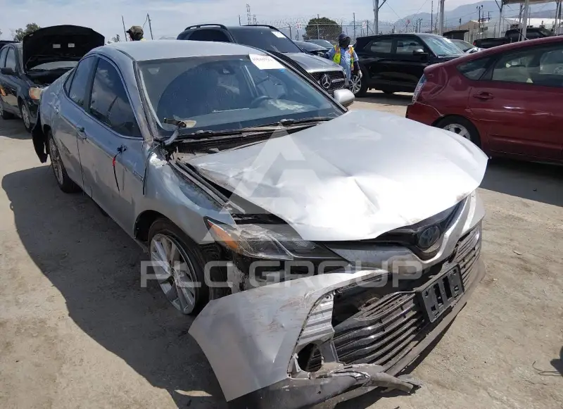 2020 Toyota CAMRY фото