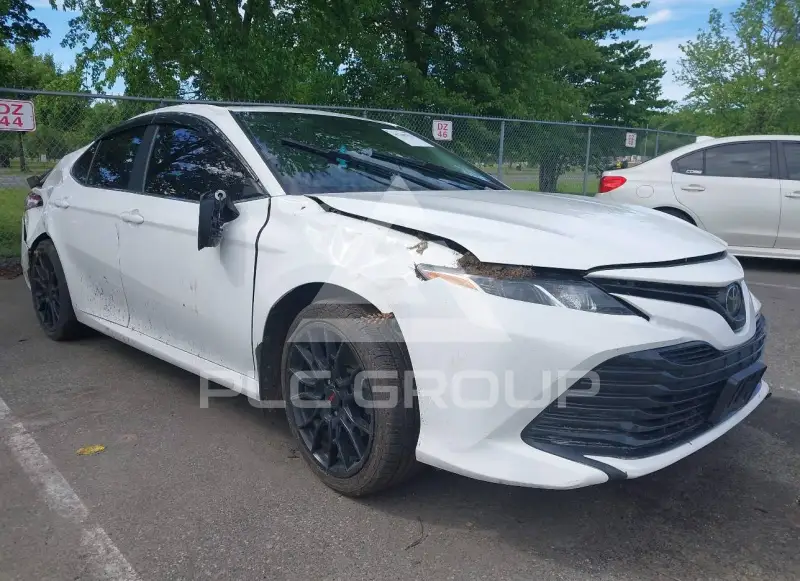 2020 Toyota CAMRY фото