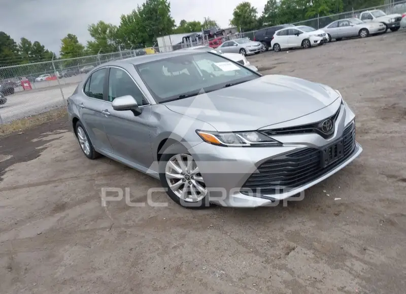 2020 Toyota CAMRY фото
