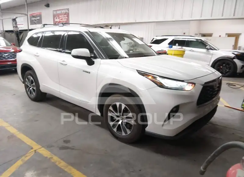 2020 Toyota Highlander фото