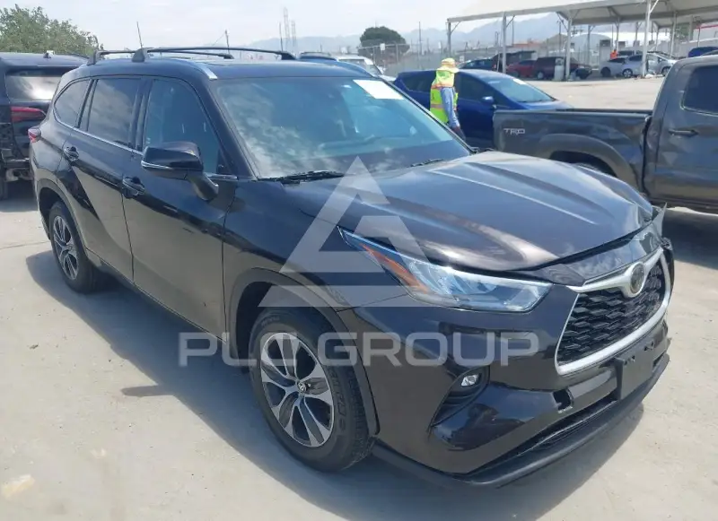 2020 Toyota Highlander фото