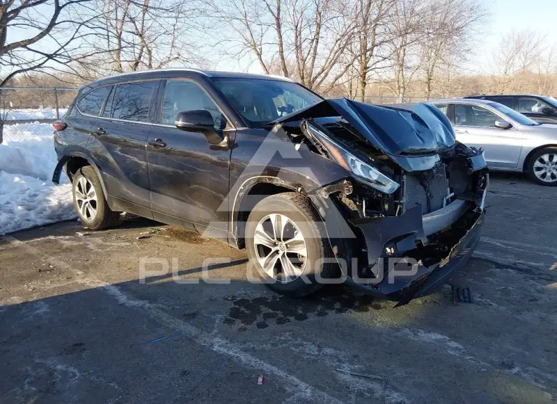 2020 Toyota Highlander photo