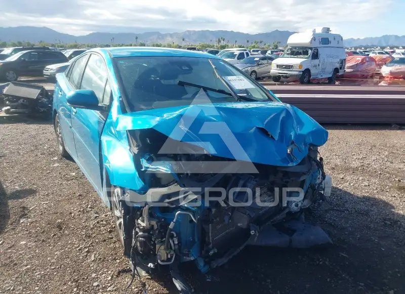 2020 Toyota PRIUS photo