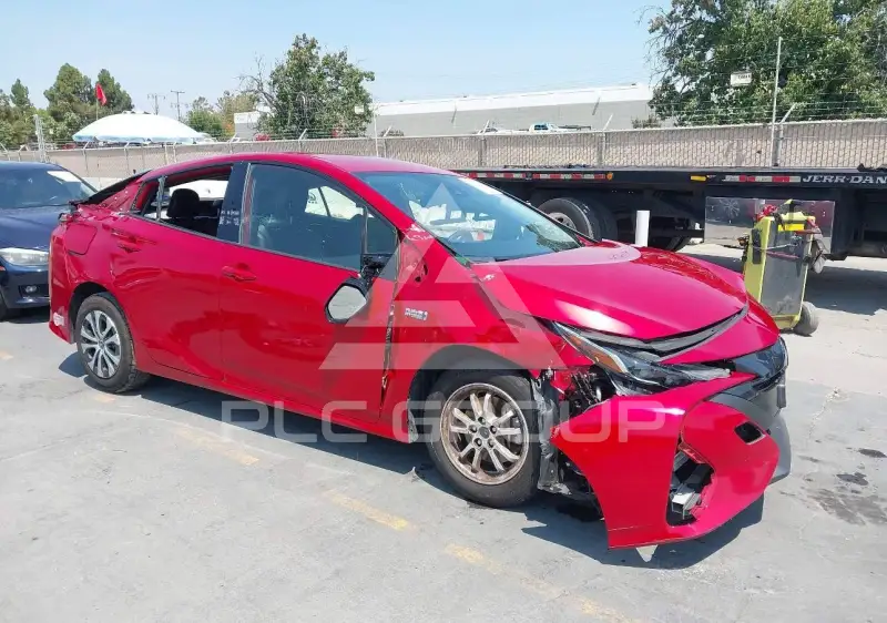 2020 Toyota PRIUS photo