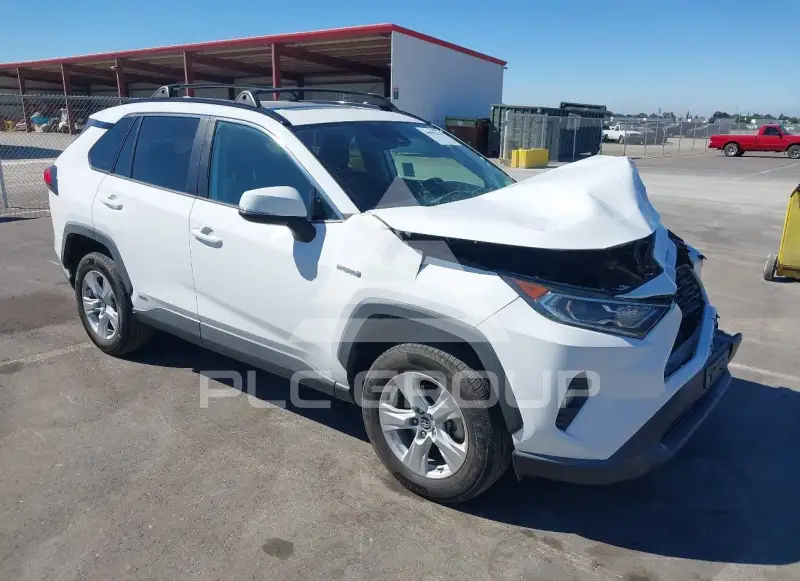 2020 Toyota RAV4 фото