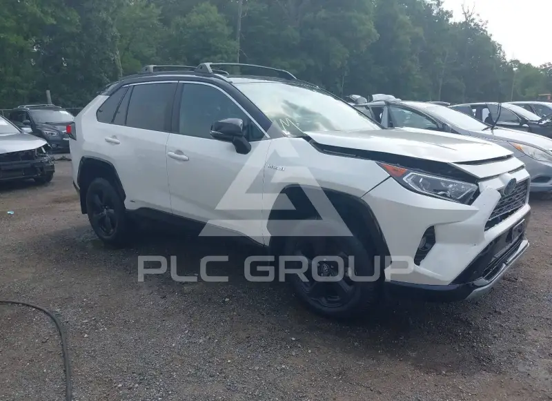 2020 Toyota RAV4 фото
