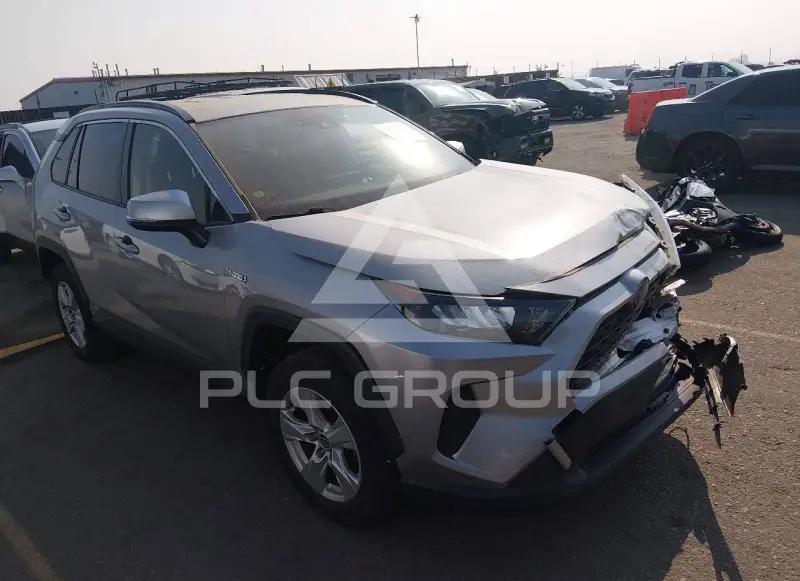 2020 Toyota RAV4 photo