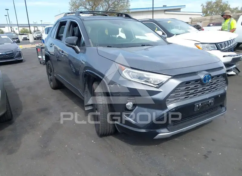 2020 Toyota RAV4 фото