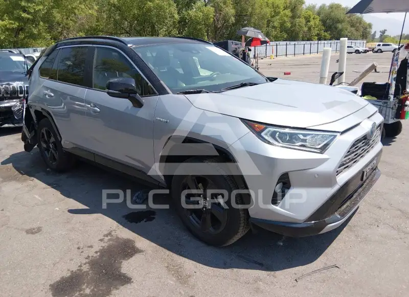 2020 Toyota RAV4 фото