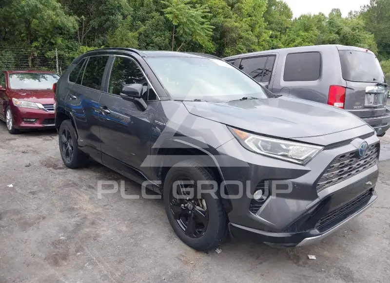 2020 Toyota RAV4 фото